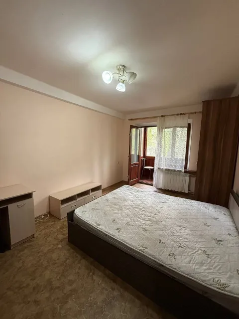 1К. Квартира — донецк, киевский район, пр-т освобождение донбасса
31 М2
3/5
— Стоимость: **~~3 100 ... - фотография