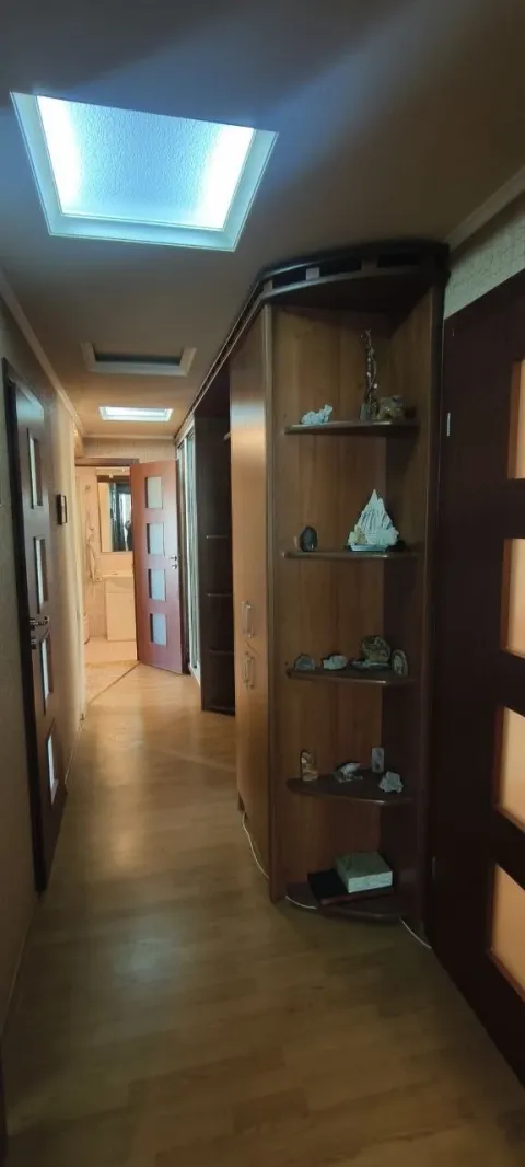 4К. Квартира — кировский район, текстильщик, стоматология
Этаж: 8/9
86 М2

Просторная квартира в тих... - фотография