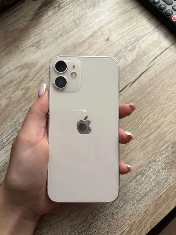 Описание:
Продам iphone 12 mini на 128 гб
✅Аккумулятор 76%
✅Батарея не менялась
✅Экран не менялся
✅Задняя крышка и стекло в идеальном состоянии, без царапин
✅Приобретен в польше
✅В комплекте коробка, шнур,
🎁 4 Чехла.

Цена: 22000 руб.

📲 Tg: юлия
📞🇷🇺Звоните: +79493074724

Барахолка днр - фотография - 2