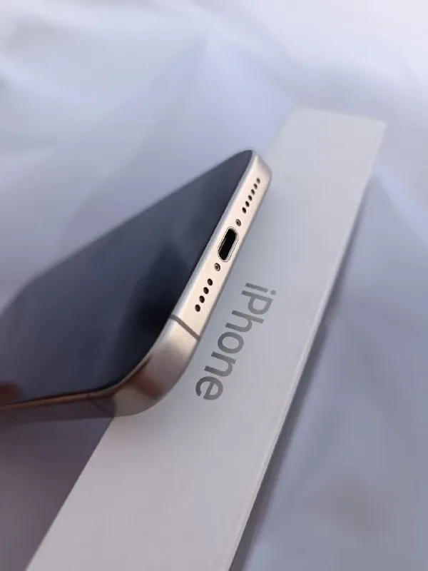 Описание:
Продам iphone 15 pro max natural titanium 256
Акб 94%🔋
В ремонте не был, носился в чехле и защитном стекле
Комплект: коробка и шнур

Цена: 70000 руб.

📲 Tg: yjuise
📞🇷🇺Звоните: +79498501160

Барахолка днр - фотография - 1
