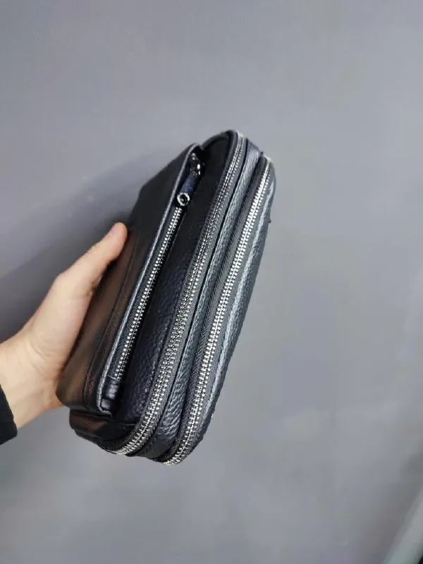 Описание:
💥Продам сумку мужскую из натуральной кожи.
👍 Отличная мужская сумка (новая). Сумка широкая, вместительная с двумя рядами основных карманов на молниях. В такую барсетку прекрасно поместятся все личные повседневные мужские вещи, например, мобильный телефон, автодокументы, кошелек, ключи, паспорт и многое другое. Для солидного занятого мужчины такая барсетка будет просто находкой.
Достоинства: функциональная, вместительная, интересный дизайн. Размер: 23 х 14 х 7 см.
Цена: 3495 руб.
📲 Tg: валентина бараненко
📞🇷🇺Звоните: +7949 450 92 20
Барахолка днр - фотография - 2