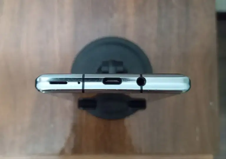 Описание:
Продам sharp aquos r6 12/128gb✅
Мощный телефон, можно установить любую игру.
Состояние идеальное, работает отлично! Батарея держит 2 дня.
В комплекте зарядное устройство и чехол. Использовался с защитным стеклом.
Любые проверки на месте.
Макеевка
Цена: 11000 руб.
📲 Tg: мак$
📞🇷🇺Звоните: +79493718122
Барахолка днр - фотография - 6