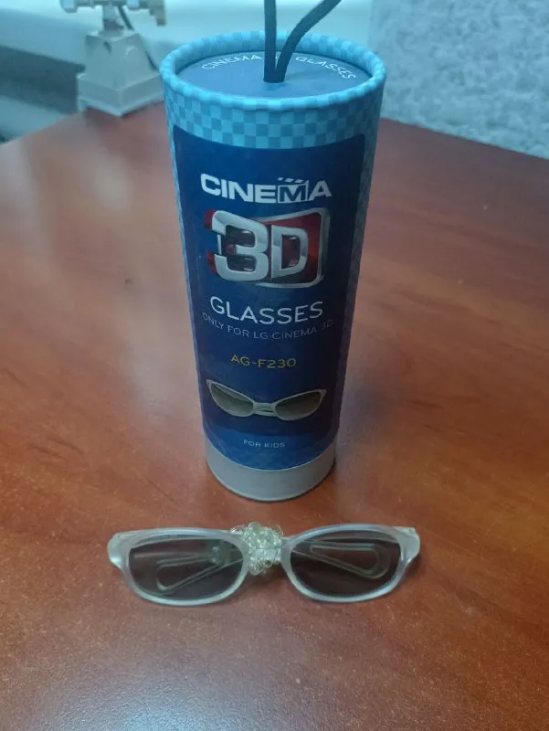 Описание:
Продам новые 3d-очки lg ag-f315 party pack 3d glasses.
Это комплект из 4 разноцветных пар очков, которые позволяют наслаждаться 3d-изображением на телевизорах lg. Очки имеют простой и удобный дизайн, который обеспечивает комфортное использование в течение длительного времени.
Цена: 500 руб.
📲 Tg: наталья
📞🇷🇺Звоните: +79493223292
Барахолка днр - фотография - 1