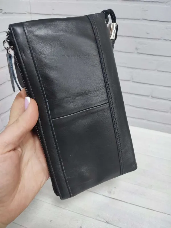 Описание:
✨Продам новый клатч из натуральной кожи.
Отличный функциональный клатч с ручкой из натуральной кожи, вместительный, интересный дизайн. Размер: 21,5 х 12,5 х 5,0 см. Все вопросы по телефону.

Цена: 2995 руб.

📲 Tg: александр клюев
📞🇷🇺Звоните: +7 949 450 92 20

Барахолка днр - фотография - 5