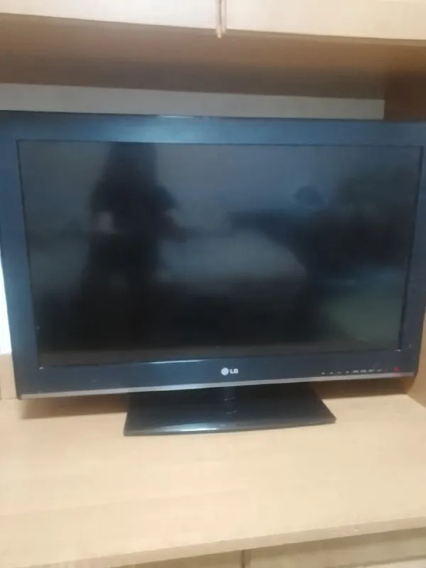 Описание:
Продам lg телевизор, люстра, зеркало в ванную комнату, два стула, карниз белый 2 метра на кольцах, стол кухонный раздвижной.
🌟Отдам даром кровать на сетке с матрасом. Кировский район, текстильщик.
Цена: 7000 руб.
📲 Tg: 🎀 наталяша 🎀
📞🇷🇺Звоните: +79494813315
Барахолка днр - фотография - 5