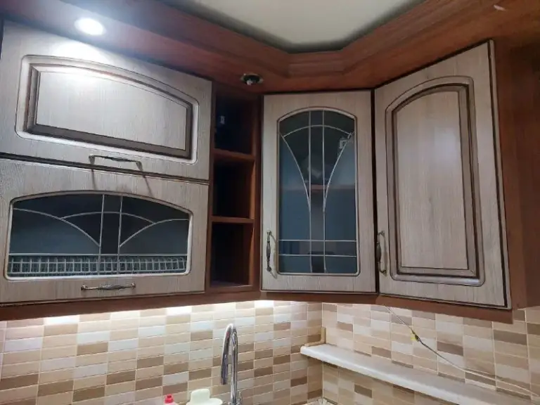 Описание:
Продам угловую кухню б. У вместе со столешницей, полкой, раковиной и смесителем.
Размер 250*100. Кухня не новая, была в использовании и естественно есть следы эксплуатации.
Цена: 15000 руб.
📲 Tg: дмитрий
📞🇷🇺Звоните: +79490897950
Барахолка днр - фотография - 5