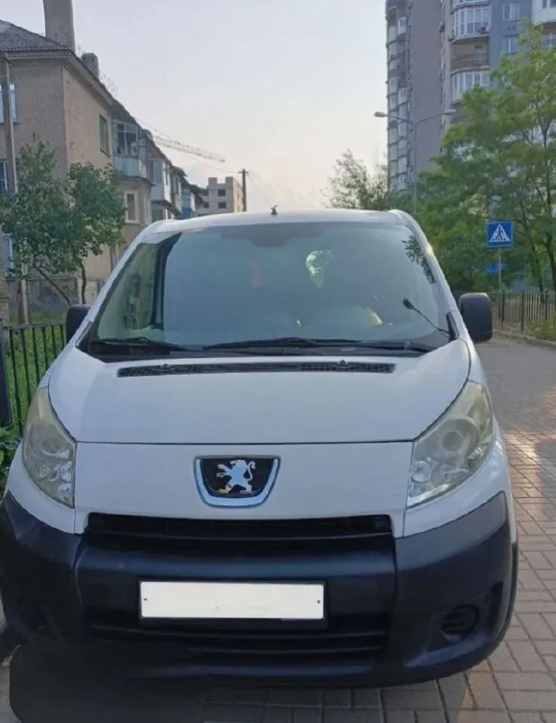 Описание:
Продаю замечательный любимый ❤️ автомобиль пэжо эксперт

🚐Peugeot expert - пассажирский,     7 мест.

🗓Год выпуска: 2010.
В 2013 пригнан  из голландии.

🛞 Пробег: 170 000 тыс. Км
Кузов - оцинковка.
В авариях не был.
👨‍👩‍👧‍👦Использовался только в семейных поездках.
🔄Есть круиз - контроль, кондиционер, произведена замена масла.
⏭Дополнительных вливаний не требуется.
Автомобиль в отличном состоянии.
✅Документы в порядке.

Цена: 1350000 руб.

📲 Tg: елена рцпр 🍀
📞🇷🇺Звоните: +79495037492

Барахолка днр - фотография - 1