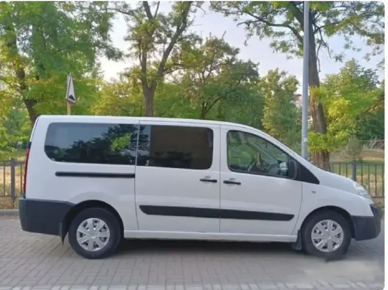 Описание:
Продаю замечательный любимый ❤️ автомобиль пэжо эксперт

🚐Peugeot expert - пассажирский,     7 мест.

🗓Год выпуска: 2010.
В 2013 пригнан  из голландии.

🛞 Пробег: 170 000 тыс. Км
Кузов - оцинковка.
В авариях не был.
👨‍👩‍👧‍👦Использовался только в семейных поездках.
🔄Есть круиз - контроль, кондиционер, произведена замена масла.
⏭Дополнительных вливаний не требуется.
Автомобиль в отличном состоянии.
✅Документы в порядке.

Цена: 1350000 руб.

📲 Tg: елена рцпр 🍀
📞🇷🇺Звоните: +79495037492

Барахолка днр - фотография - 2