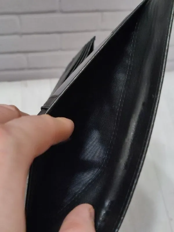 Описание:
⚡️Продам новую мужскую сумку из натуральной кожи
Классная нагрудная мужская сумка в виде кобуры из натуральной кожи. Сумка небольшая, но достаточно функциональная, имеет множество отделений для разных вещей. Размер: 29 х 19,5 см.
Цена: 1995 руб.
📲 Tg: валентина бараненко
📞🇷🇺Звоните: +7949 450 92 20
Барахолка днр - фотография - 8