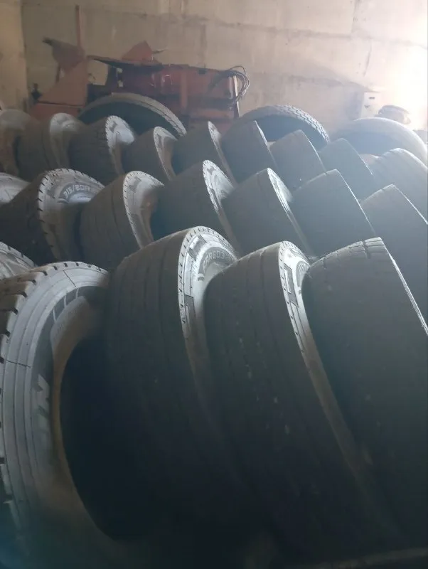 Описание:
Шины austone 315/80r22.5 и triangle 385/65r22.5. В наличии 110 штук из них 20 проехали 20км. Покупались на шахман.
Есть также тэнты с щеткой 3 штуки плюс 4 автономки. Все находится в волновахе. Звоните спрашивайте.
Цена: 25000 руб.
📲 Tg: 🦁
📞🇷🇺Звоните: +79493331123
Барахолка днр - фотография - 2