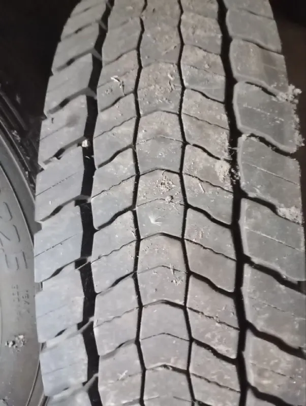 Описание:
Шины austone 315/80r22.5 и triangle 385/65r22.5. В наличии 110 штук из них 20 проехали 20км. Покупались на шахман.
Есть также тэнты с щеткой 3 штуки плюс 4 автономки. Все находится в волновахе. Звоните спрашивайте.
Цена: 25000 руб.
📲 Tg: 🦁
📞🇷🇺Звоните: +79493331123
Барахолка днр - фотография - 6