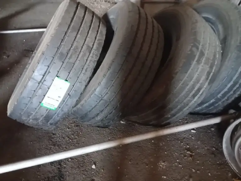 Описание:
Шины austone 315/80r22.5 и triangle 385/65r22.5. В наличии 110 штук из них 20 проехали 20км. Покупались на шахман.
Есть также тэнты с щеткой 3 штуки плюс 4 автономки. Все находится в волновахе. Звоните спрашивайте.
Цена: 25000 руб.
📲 Tg: 🦁
📞🇷🇺Звоните: +79493331123
Барахолка днр - фотография - 8