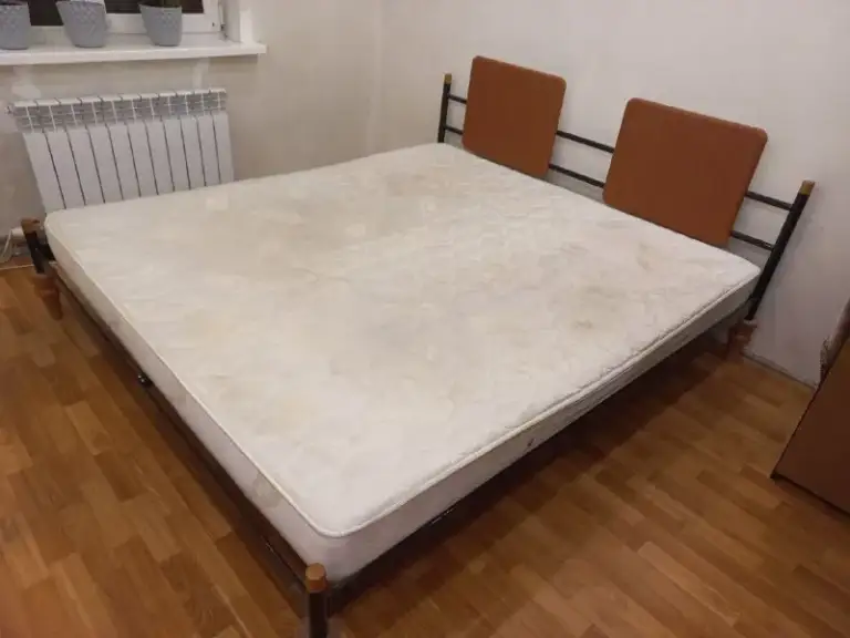 Описание:
Продам кровать.
Состояние:хорошее.
Спальное место: 180 см*200
Матрас в подарок.

Цена: 6000 руб.

📲 Tg: 𓂅алина♻️
📞🇷🇺Звоните: +79494099628

Барахолка днр - фотография - 2