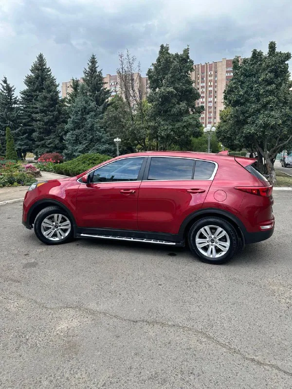 Свою kia sportage 2015, 2,4 литра. 2 комплекта резины.90 тыс пробег. Вся обслужена, есть наряды. Вложений не требует. Две хозяйки)
Продажа в связи с покупкой новой киа спортейдж.

Описание:
Attachment_message

Цена: 1700000 руб.

📲 Tg: катерина моисеенко👸
📞🇷🇺Звоните: +79493873009

Барахолка днр - фотография - 7