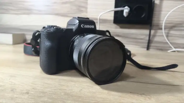 Описание:
Продам фотоаппарат canon m50
Пробег маленький, в комплекте два объектива, 2 акб, зарядка и светофильтры.
Самовывоз + наличка 💵
Адекватный торг уместен 👍
Обмен не рассматриваю ❌
Подробнее в тг или по номеру.
Цена: 50000 руб.
📲 Tg: даниил
📞🇷🇺Звоните: +79494975932
Барахолка днр - фотография - 1