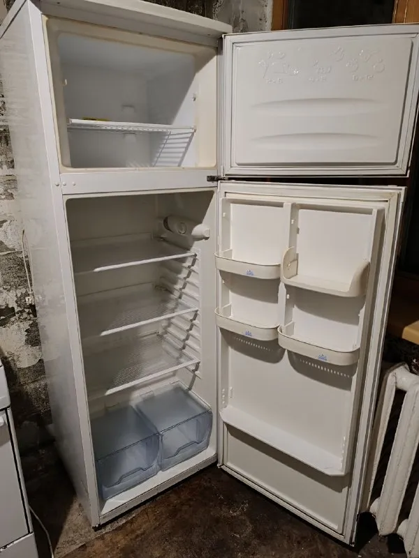 Описание:
Продам холодильник в рабочем состоянии фирмы beko
Цена: 10000 руб.
📲 Tg: елена котик
📞🇷🇺Звоните: +79493396556
Барахолка днр - фотография - 1
