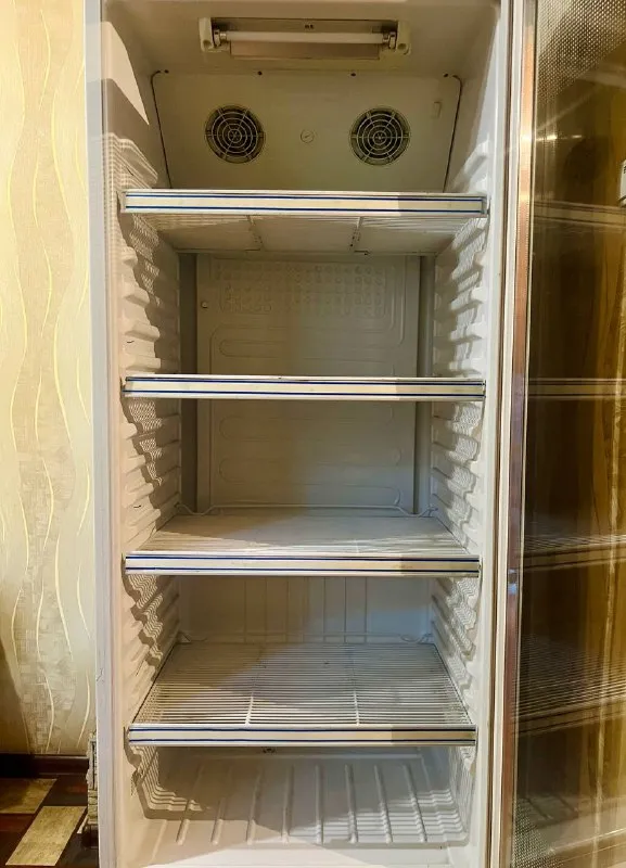 Описание:
Продаю холодильный шкаф атлант в отличном внешнем и техническом состоянии.

Габариты: высота 2005 мм. Ширина 700 мм. Глубина 570 мм.
Общий объём 430 литров.
Температурный диапазон от +1 до +10 °с.

Бесплатная доставка по пролетарскому району донецка. В другие районы или в область по договорённости.
Торг уместен.

Цена: 33000 руб.

📲 Tg: bybon
📞🇷🇺Звоните: 7 949 566 80 59

Барахолка днр - фотография - 1