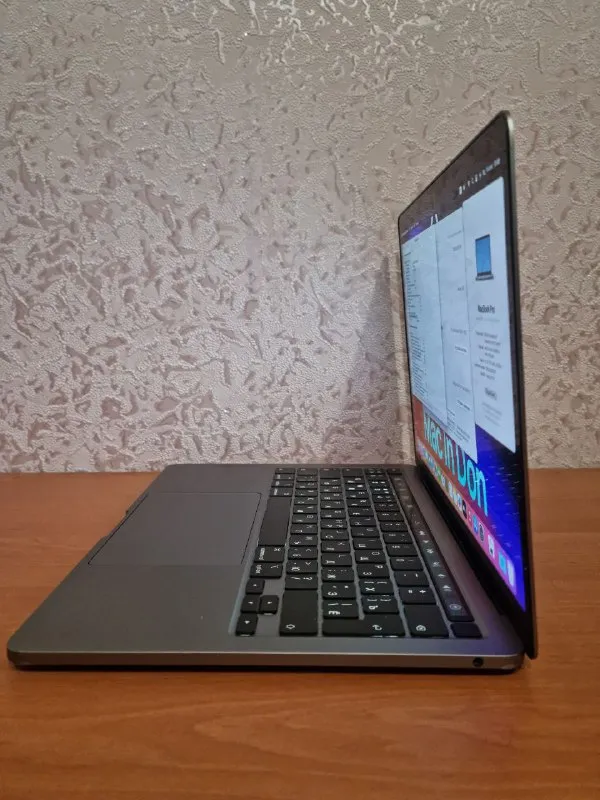 Описание:
Macbook pro 13" 2020 | i5/8/128gb touch bar 483 цикла

Отличный вариант с обновленной клавиатурой! Забудьте про все проблемы связанные с бабочкой, переходите на новый уровень! 🚀

✅ Всего 483 цикла батареи — здоровье отличное, работает 4-5 часов. ✅экран в идеальном состоянии — ни царапин, ни следов.
✔На корпусе есть небольшие косметические царапины
Клавиатура продута, почищен от пыли и соринок, работает без тормозов и перегревов

В комплекте ноутбук и зарядка. Полностью проверен, готов к работе. Лучшая цена на модель 2020 года
Бесплатная доставка по донецку и макеевке

Цена: 30000 руб.

📲 Tg: владислав
📞🇷🇺Звоните: +79496794958

Барахолка днр - фотография - 2