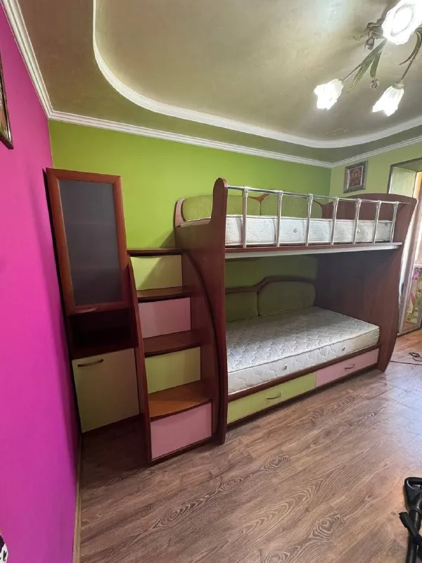 Описание:
Продам мебель для детской! Все в отличном состоянии. Кровать вместе со стелажем.
Матрасы ортопедические зима-лето. Макеевка

Цена: 30000 руб.

📲 Tg: елена :)
📞🇷🇺Звоните: +79493032292

Барахолка днр - фотография - 3