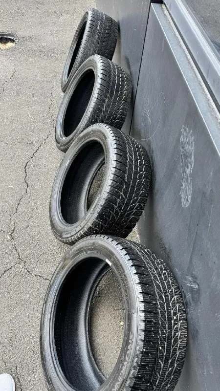 Описание:
Продаю зимние шины triangle 225/45 r17
• Комплект 4 шт, без шипов.
• Состояние отличное, пробег небольшой (город).
• Повреждений нет, все целые.
• Только резина, без дисков.
Находятся в донецке, калининский район.
Цена: 14000 руб.
📲 Tg: денис
📞🇷🇺Звоните: +79499359126
Барахолка днр - фотография - 5