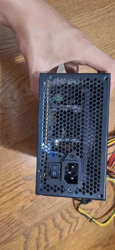 Описание:
Блок питания aerocool fx 550w rgb

Цена: 1000 руб.

📲 Tg: володя
📞🇷🇺Звоните: +79850181316

Барахолка днр - фотография - 1