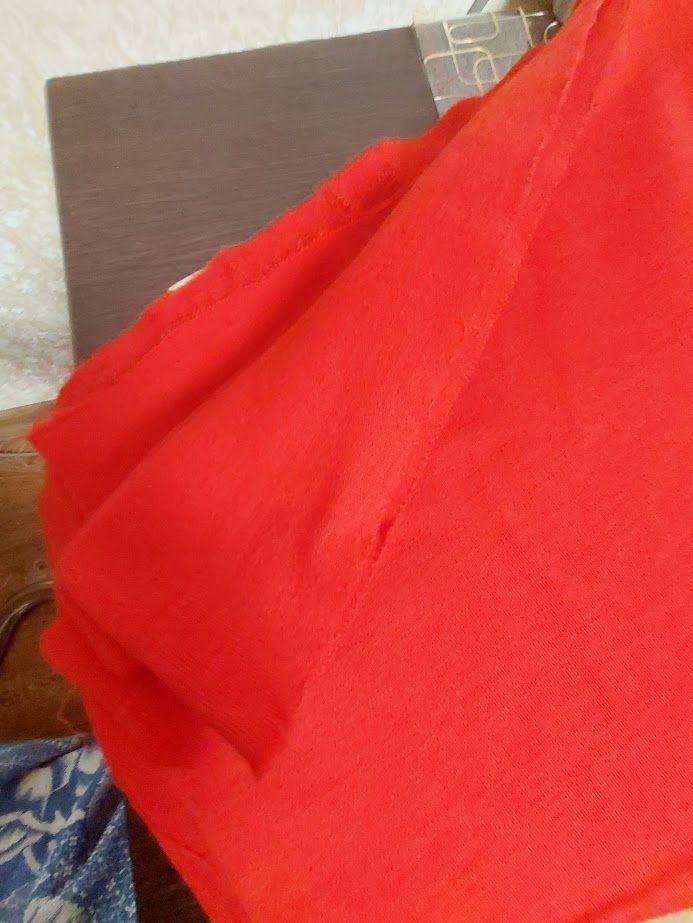 Трикотажное костюмное полотно (чулок 1,90м*2,50 м). Яркий красный цвет. Цена 800руб. +797495308749 - фотография - 2