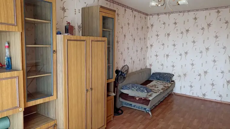 1К. Квартира — ленинский район, пр. Ленинский, 106
Этаж: 7/9
Общая площадь — 30 кв. М.

Сдается уютная 1-комнатная квартира с бойлером, расположенная в удобном районе. Вода всегда, что обеспечивает комфортное проживание.

— Стоимость: **20 000 ₽** + коммунальные услуги
+7(949)105-35-35, Виктория

(
(

Don estate | +7 (949) 105-35-35 | telegram @doneestate | vk vk. Com/doneestate | max max. Ru/id930301547489_biz - фотография - 2