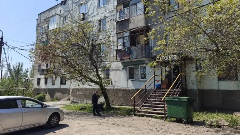 2К. Квартира — киевский район, ул. Новороссийская, дом 17
Общая площадь — 52,5 кв. М.
Этаж: 1/5

Продается уютная двухкомнатная квартира в киевском районе. Квартира не угловая, с просторной кухней 9,1 кв. М. Отличное месторасположение и развитая инфраструктура.

— Стоимость: **1 700 000 ₽**

+7(949)105-35-35, Виктория

(
(

Don estate | +7 (949) 105-35-35 | telegram @doneestate | vk vk. Com/doneestate | max max. Ru/id930301547489_biz - фотография - 7