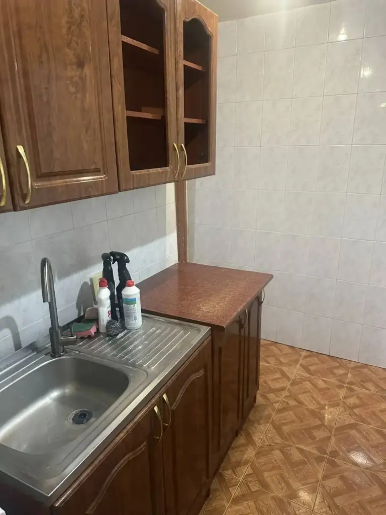 Буденновский район, ваз, ул. Римского корсакова — 3 к. Квартира

Описание: сдается квартира в буденновском районе. В квартире есть новый холодильник, кондиционер и диван. Вода подается по графику, возможна установка бойлера.

— Стоимость: **25 000 ₽** + коммунальные услуги

+7(949)105-35-35, Виктория

(
( - фотография - 4