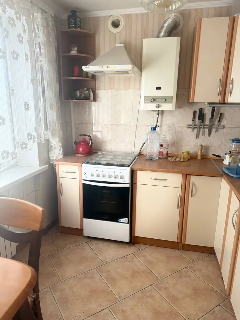 2К. Квартира — киевский район, щорса, 95
Общая площадь — 44 кв. М.
Этаж: 4/5
Квартира требует ремонта, раздельные комнаты. Удобное расположение в районе с развитой инфраструктурой.
— Стоимость: **4 000 000 ₽**
+7(949)105-35-35, Виктория
(
( - фотография - 2