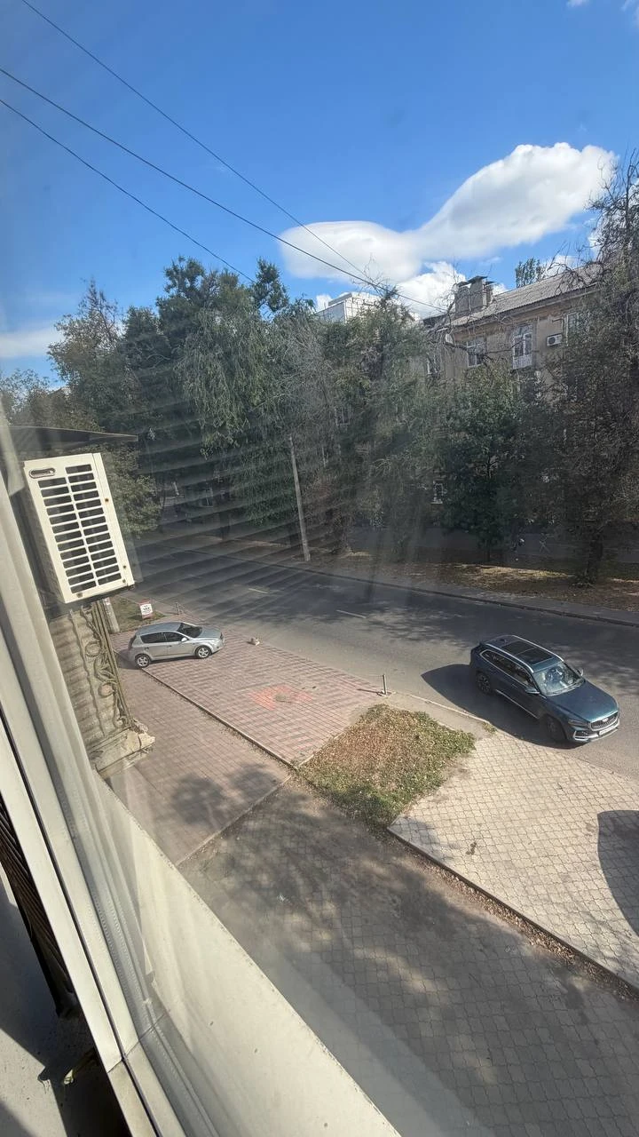 Квартира — ворошиловский район, ул. Щорса, 14
Общая площадь — 32 кв. М.
Этаж: 3/4
Сталинка.

— Стоимость: **3 400 000 ₽**
+7(949)105-35-35, Виктория - фотография - 9