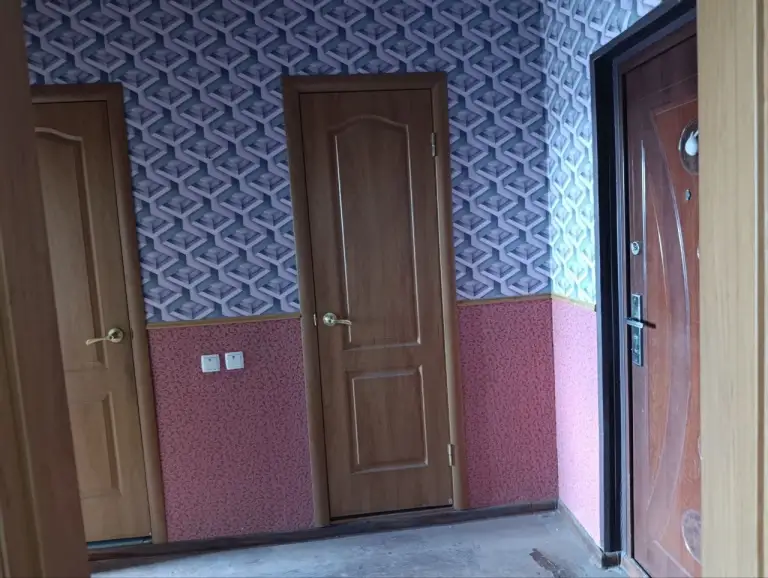1К. Квартира — кировский район, текстильщик, ул. Высоцкого, 1
Общая площадь — 36 кв. М.
Этаж: 9/9

Чешка.

— Стоимость: **2 500 000 ₽**
+7(949)105-35-35, Виктория - фотография - 3