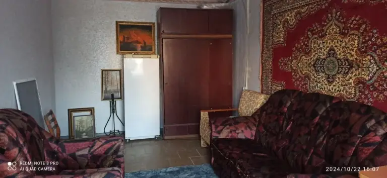 Комната в общежитии — кировский район, текстильщик, ул. Петровского
Общая площадь — 17 кв. М.
Этаж: 7/9
Комната в хорошем состоянии. Бронированная дверь, металлопластиковое окно. Санузел и кухня общие.
Документы готовы.
— Стоимость: **1 000 000 ₽**
+7(949)105-35-35, Виктория - фотография - 8