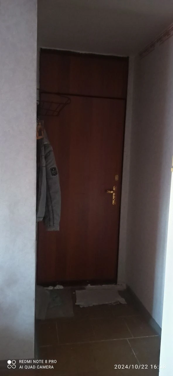 Комната в общежитии — кировский район, текстильщик, ул. Петровского
Общая площадь — 17 кв. М.
Этаж: 7/9
Комната в хорошем состоянии. Бронированная дверь, металлопластиковое окно. Санузел и кухня общие.
Документы готовы.
— Стоимость: **1 000 000 ₽**
+7(949)105-35-35, Виктория - фотография - 5