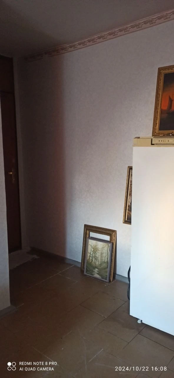 Комната в общежитии — кировский район, текстильщик, ул. Петровского
Общая площадь — 17 кв. М.
Этаж: 7/9
Комната в хорошем состоянии. Бронированная дверь, металлопластиковое окно. Санузел и кухня общие.
Документы готовы.
— Стоимость: **1 000 000 ₽**
+7(949)105-35-35, Виктория - фотография - 6