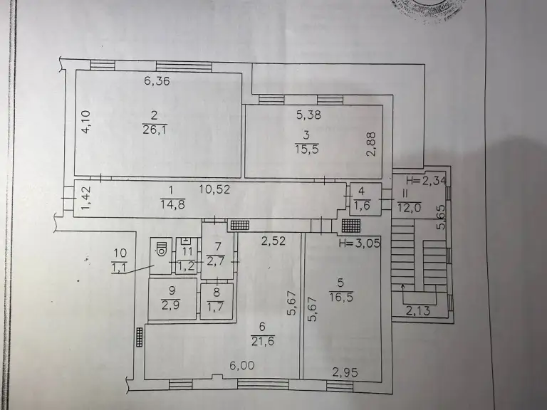 Коммерческое помещение — киевский район, ул. Артема, 197
Общая площадь — 129,5 кв. М
Этаж: 1/9

Помещение напротив «маяка». Кирпичный дом, центральное отопление, вода по графику. Есть цокольный этаж под офисом.

Четыре кабинета, высота потолков — 3,05 м. Предусмотрена парковка. Подходит под офис, хостел, швейный цех, салон красоты и другие виды деятельности.

— Стоимость: **4 500 000 ₽**
+7(949)105-35-35, Виктория - фотография - 3