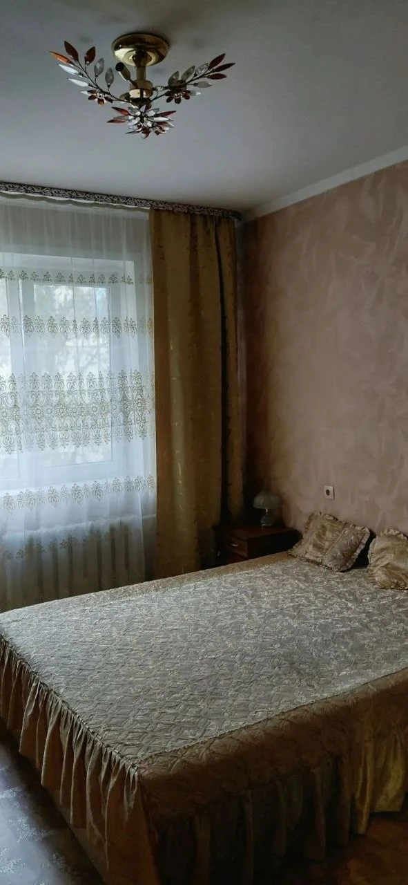 2К. Квартира — калининский район, пр. Дзержинского

Сдается у областного гаи. Укомплектована мебелью и техникой, хорошее состояние.

Вода подается по графику. Планируется установка бойлера.

— Стоимость: **40 000 ₽** + коммунальные услуги
+7(949)105-35-35, Виктория - фотография - 5