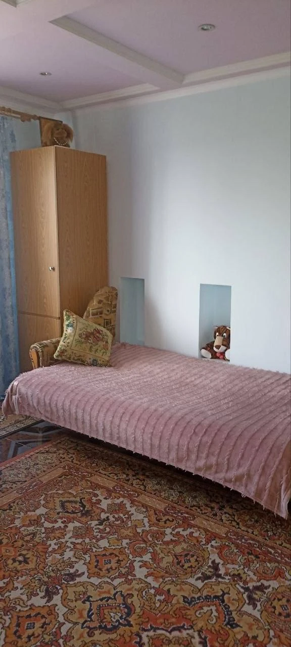 1К. Квартира — кировский район, ул. Кирова

Общая площадь — 37,5 кв. М.
Этаж: 4/5

Продается 1-комнатная квартира после капитального ремонта. Удобное расположение на стадионе "кировец". Отличное предложение для проживания.

— Стоимость: **2 500 000 ₽**
+7(949)105-35-35, Виктория - фотография - 8