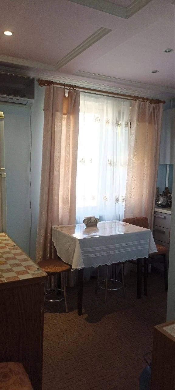 1К. Квартира — кировский район, ул. Кирова

Общая площадь — 37,5 кв. М.
Этаж: 4/5

Продается 1-комнатная квартира после капитального ремонта. Удобное расположение на стадионе "кировец". Отличное предложение для проживания.

— Стоимость: **2 500 000 ₽**
+7(949)105-35-35, Виктория - фотография - 2