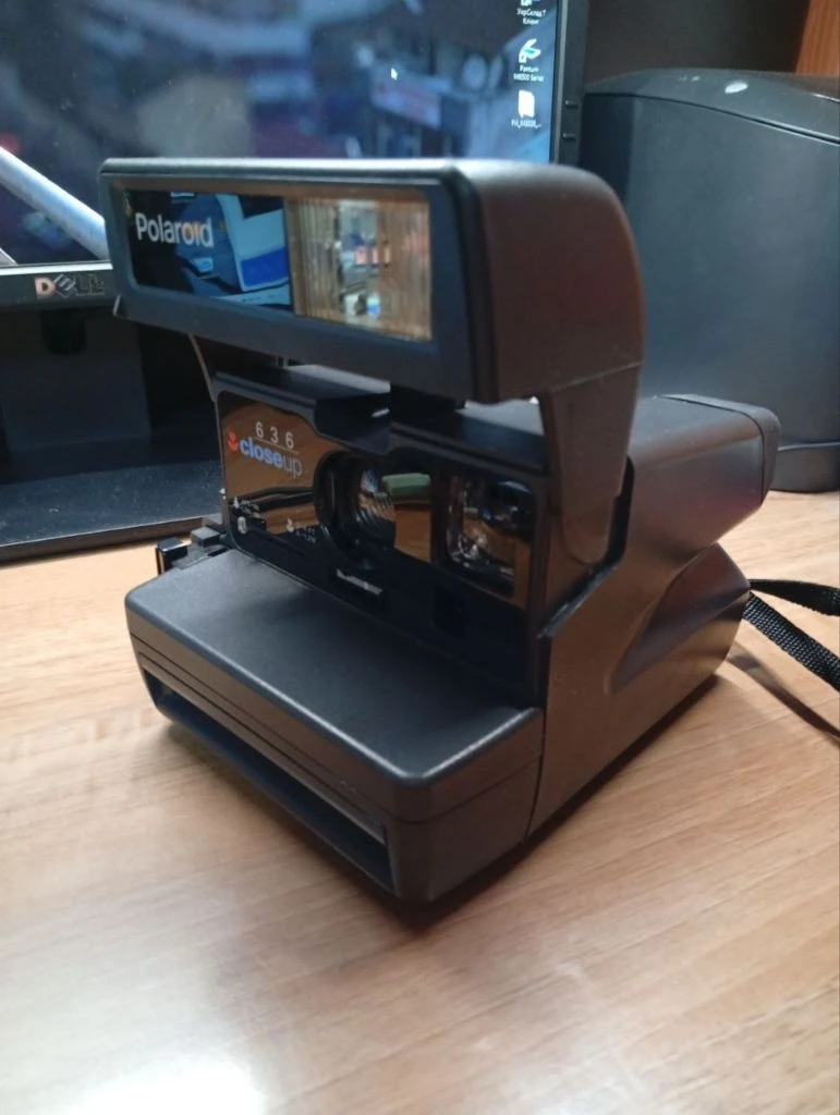 Фотоаппарат мгновенной печати "polaroid 636 close up", производство великобритания. в хорошем состоя... - фотография - 1