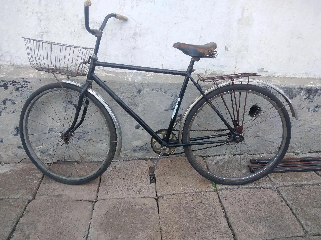 Продам велосипед украина цена 3000р, велосипед немецкий подростковый трехскоростной велосипед forwar... - фотография