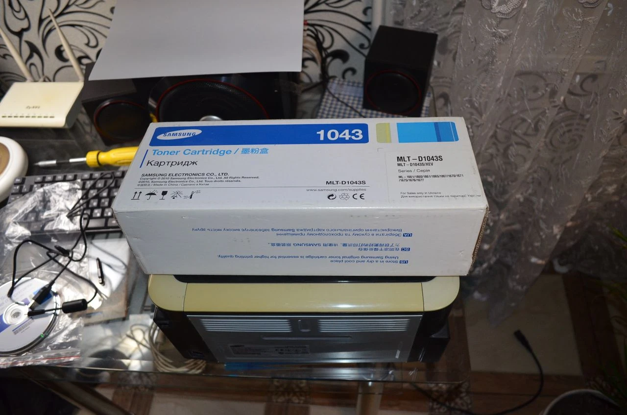 Продам б/у лазерный, монохромный принтер samsung ml 1861 в рабочем состоянии, провода подключения, установочный диск, дополнительны катридж и немного тонера. цена- 2000 руб. г. енакиево - центр. самовывоз. тел. +79494787415. телеграмм +79494787415. astahov. vikt@yandex. ru - фотография - 2