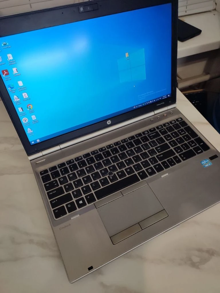 Продам свой ноутбук премиального сегмента hp elite book 8570p. 16gb ram оперативной памяти процессор i7-3270m cpu 2.9 ghz быстрый свежий ssd диск 240 gb (в использовании менее двух лет), установлен вместо hdd корпус металлический. полноценная клавиутура. американский. возможность подключения док станции. батарея держит 1.5 часа. незначительные следы эксплуатации на корпусе. в хорошем состоянии. установлена windows 10. смотреть центр макеевка, возможно донецк. проверять на месте. цена 14 999 руб. +79493359012. напишите смс, если звонок не прошел. связь посредственная - фотография - 7