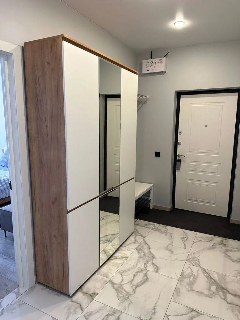 Сдаётся двухкомнатная квартира на набережной, донецк, ворошиловский район (8-й этаж). сделан свежий... - фотография