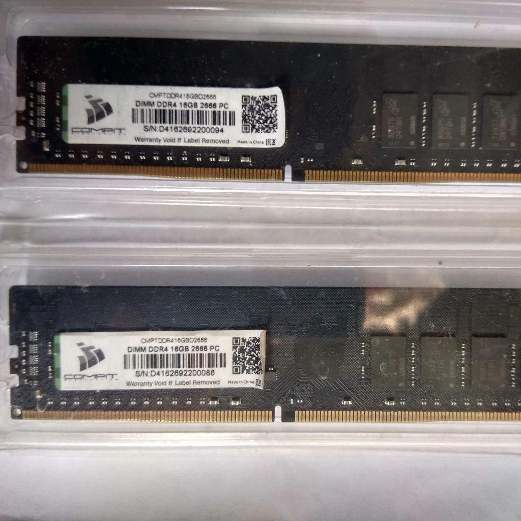 Продаются 2 планки оперативной памяти compit dimm ddr4 16gb 2666 pc по 2500,вместе-5000 руб. не подо... - фотография