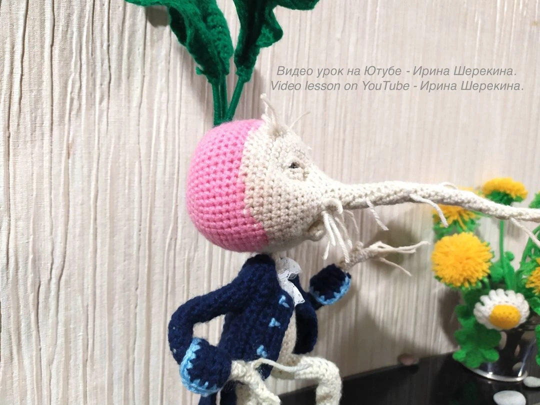 Я снимаю и продаю пошаговые видео‑мастер‑классы по вязанию игрушек крючком и в процессе работы создаются уникальные игрушки в единственном экземпляре. это эксклюзивные, изготовленные в единственном экземпляре, авторские работы. чаще всего мультгерои. вы можете приобрести эти игрушки, пока они есть в наличии. - фотография - 14