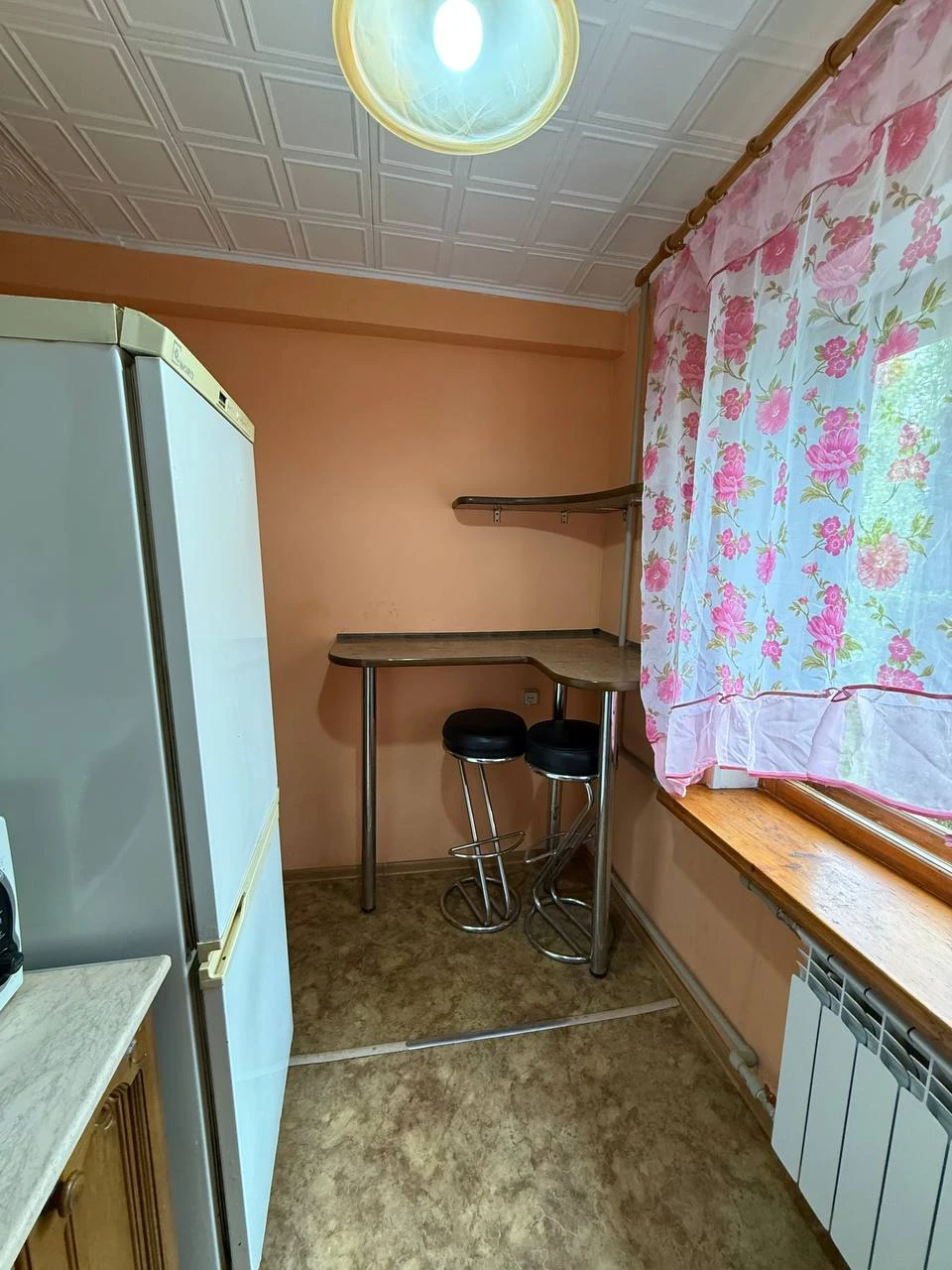 1К. Квартира — донецк, киевский район, пр-т освобождение донбасса
31 М2
3/5
— Стоимость: **~~3 100 000 ₽~~
Новая цена: 2 900 000₽**
Не угловая, перепланировка узаконена, вода по графику, поступает! Возможен торг.
+7 (949) 346-73-12 Виктория
(
(
Don estate | +7 (949) 105-35-35 | telegram @doneestate | vk vk. Com/doneestate | max max. Ru/id930301547489_biz - фотография - 7