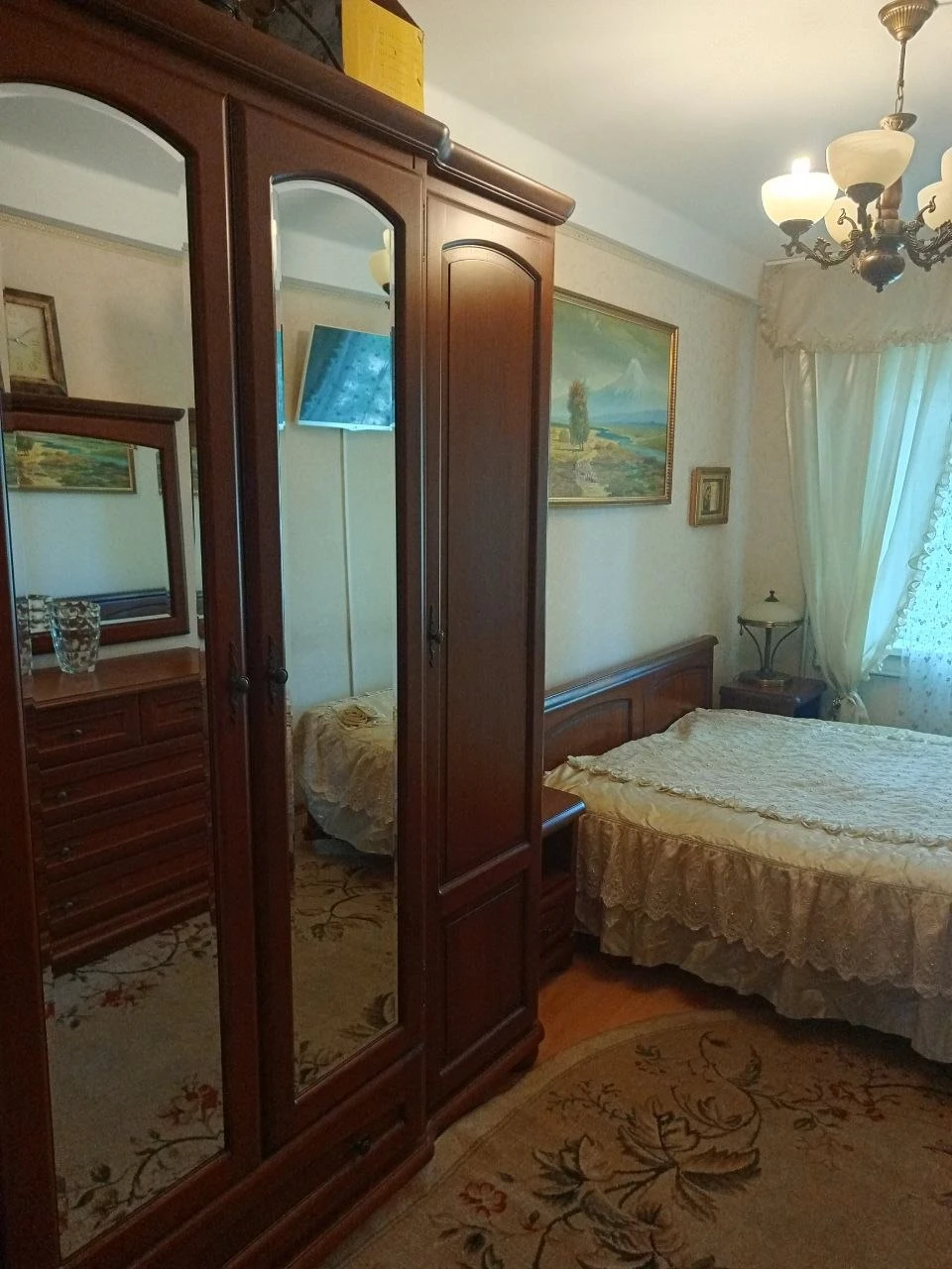 2к. квартира — калининский район, б-р шахтостроителей этаж: 4/5. сдам двухкомнатную квартиру в калининском районе. в квартире имеется колонка и накопительный бак. удобное расположение рядом с рынком. — стоимость: **50 000 ₽** + коммунальные услуги. +7(949)105-35-35, виктория [записаться на просмотр]( [предложить объект]( don estate | +7 (949) 105-35-35 | telegram @doneestate | vk vk. com/doneestate | max max. ru/id930301547489_biz - фотография - 10