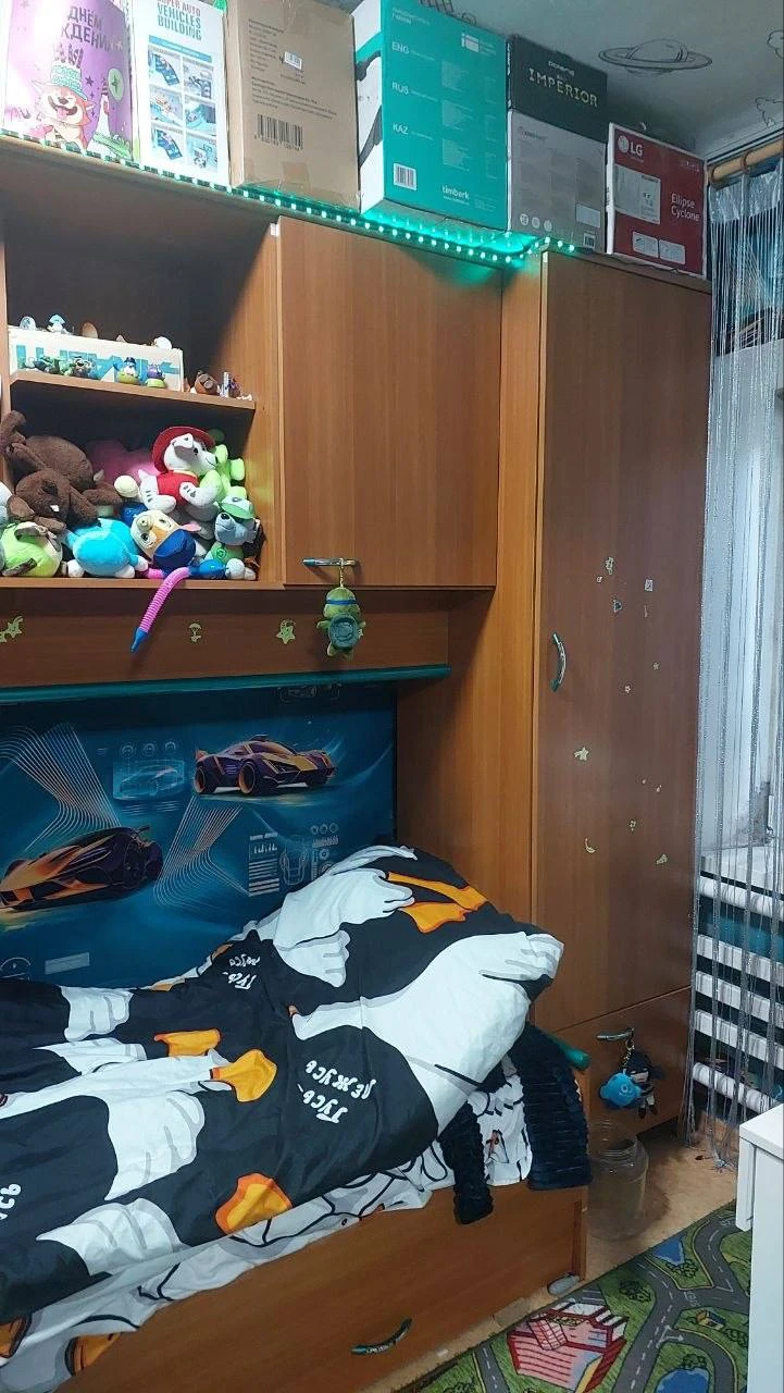 Продается дом — ленинский район, улица ясногорская, боссе

Общая площадь — 60 кв. М.

Продается дом с удобствами: яма, вода в доме, газ. Участок площадью 6 соток.

**— Стоимость: 6 700 000 ₽**

+7(949)105-35-35, Виктория

(
( - фотография - 6