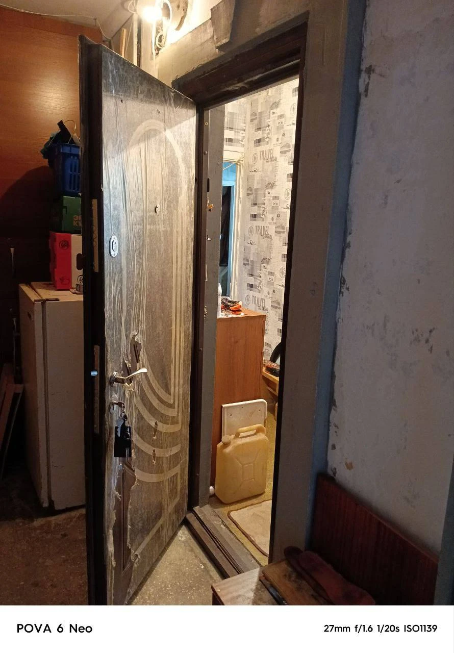 Продам 3к. Квартиру в куйбышевском районе

Донецк, ул. Словацкая, 19
Общая площадь —** 57 **кв. М.
Жилая площадь —** 37 **кв. М.
Кухня —** 7 **кв. М.
Этаж:** 7/9 **

Квартира требует ремонта, окна и стояки пластиковые. Документы готовы (россия). Возможен торг. Вода доходит по графику.

Цена:** ~~4 500 000 ~~**~~₽~~
Цена: **3 600 000 ₽
**
+7(949)105-35-35, Виктория
Контакты: @donvikay - фотография - 7